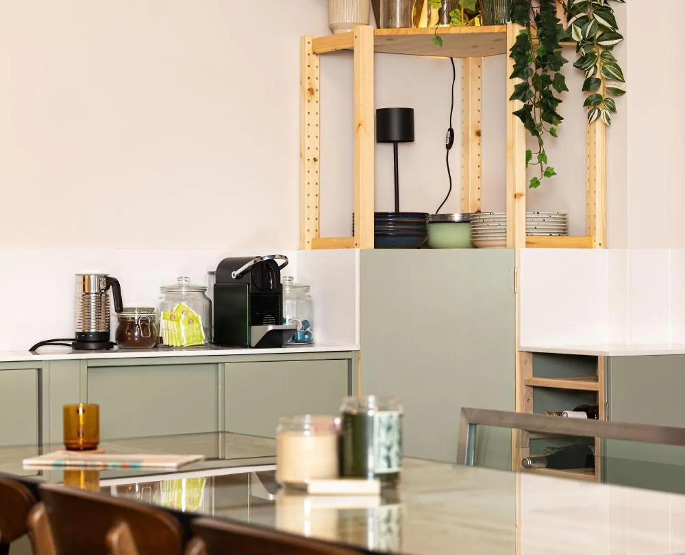 3 Bdr Apt In Prenzlauer Berg With Cinema Berlin Germany