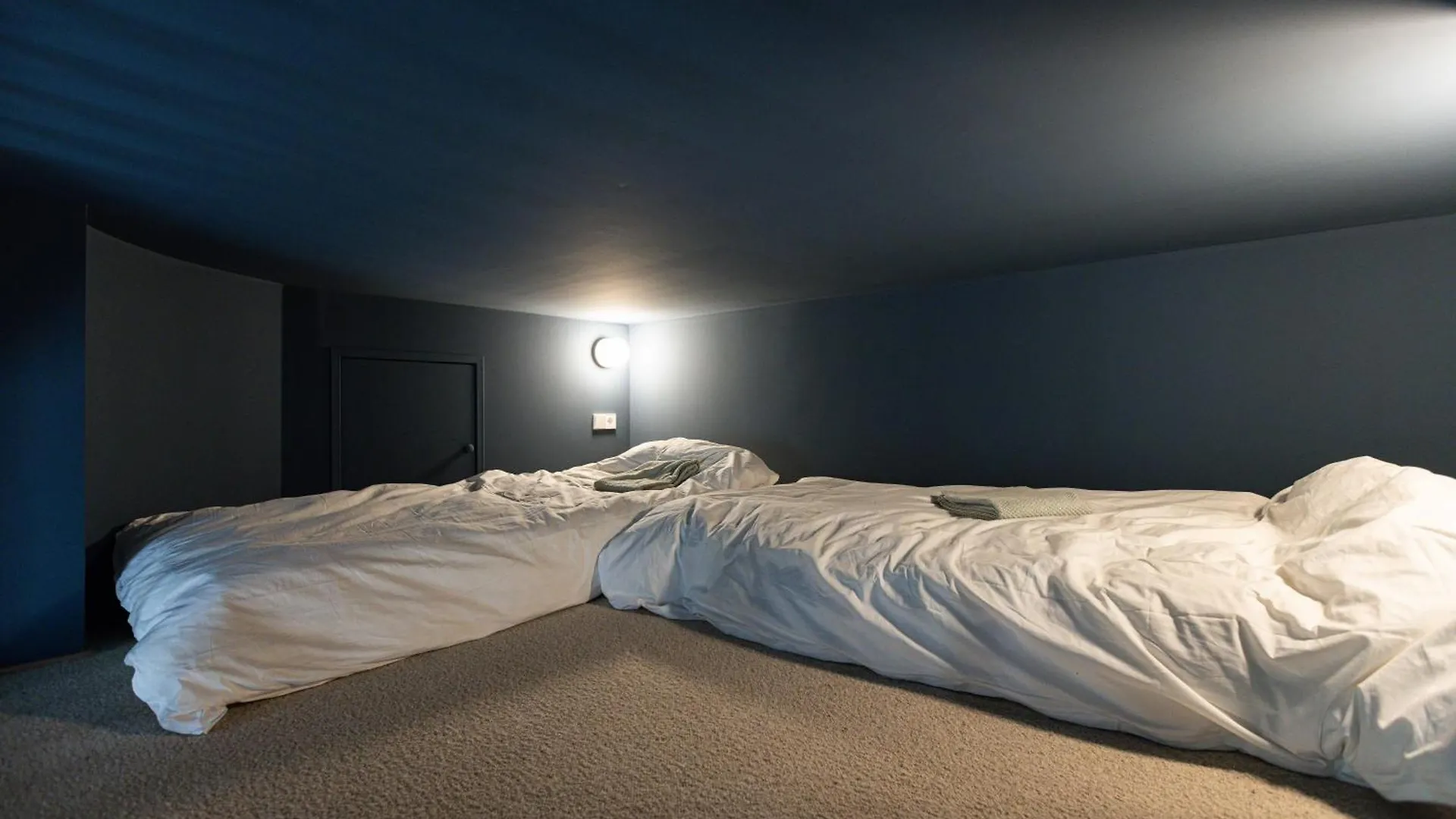 3 Bdr Apt In Prenzlauer Berg With Cinema Berlin