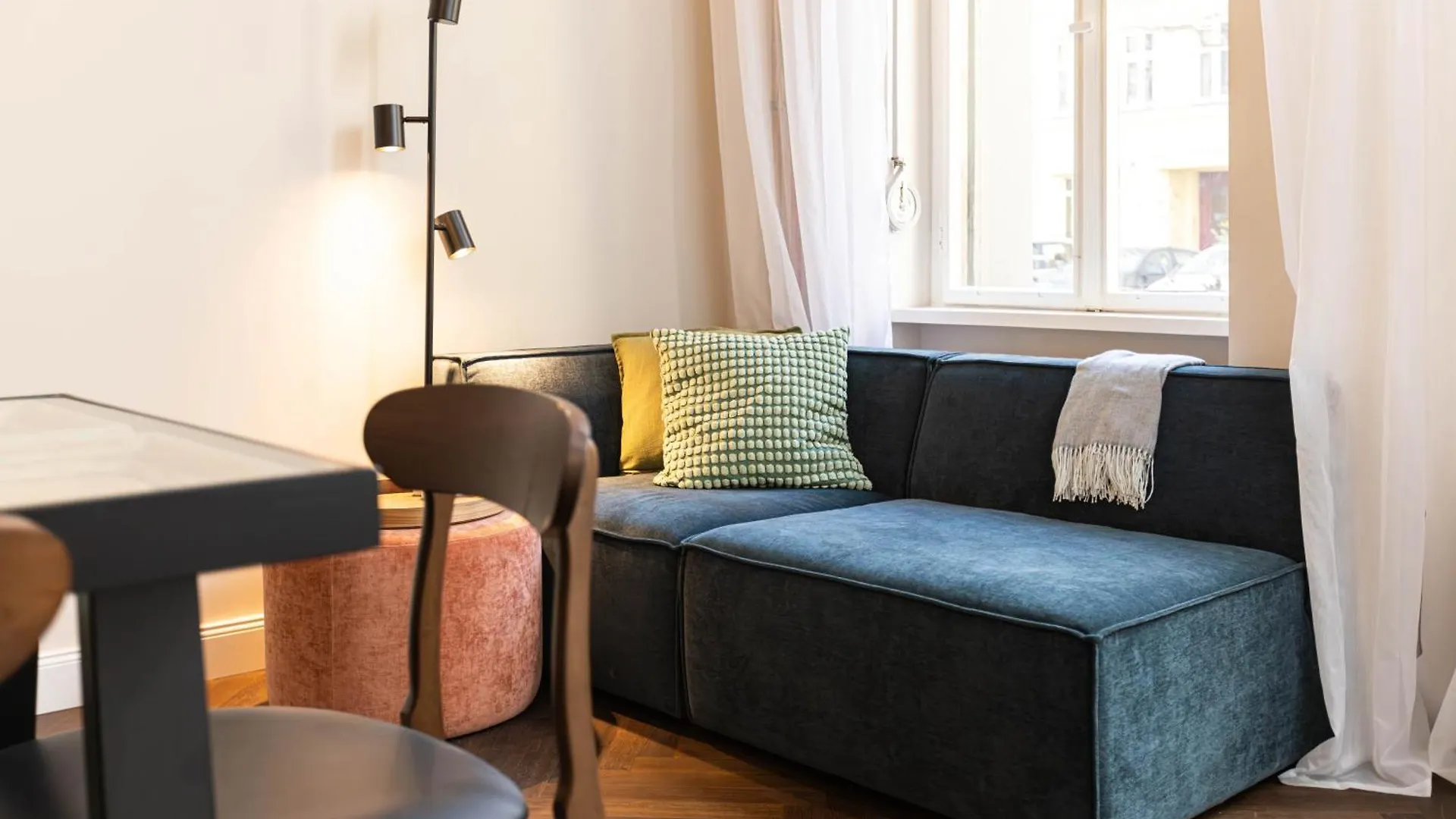 Apartment 3 Bdr Apt In Prenzlauer Berg With Cinema Berlin