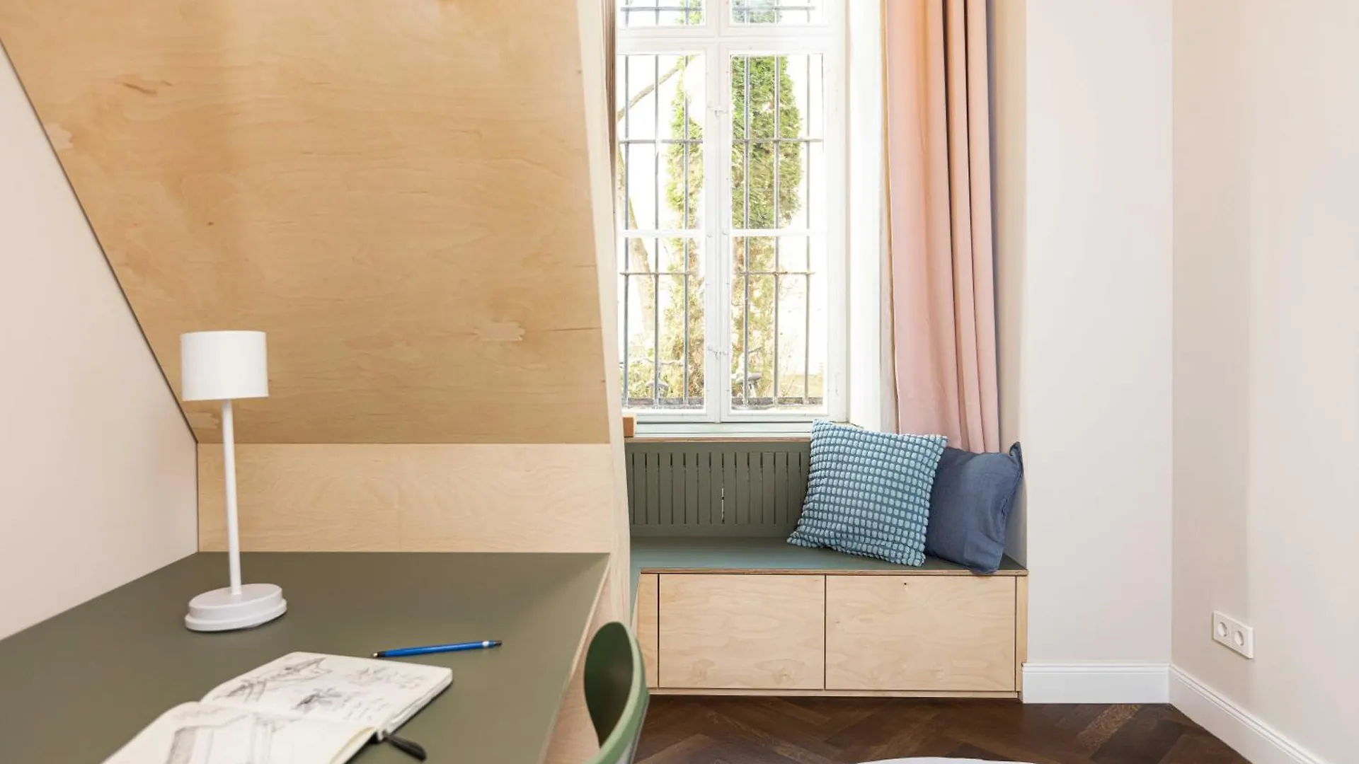 3 Bdr Apt In Prenzlauer Berg With Cinema Berlin 0*,  Germany
