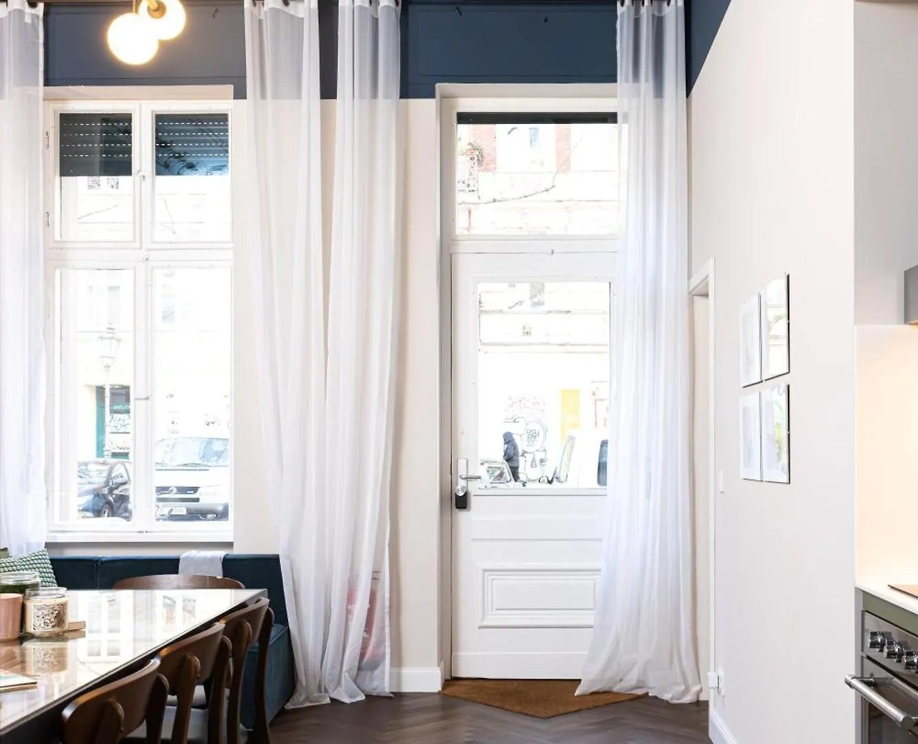 3 Bdr Apt In Prenzlauer Berg With Cinema Berlín Apartmán